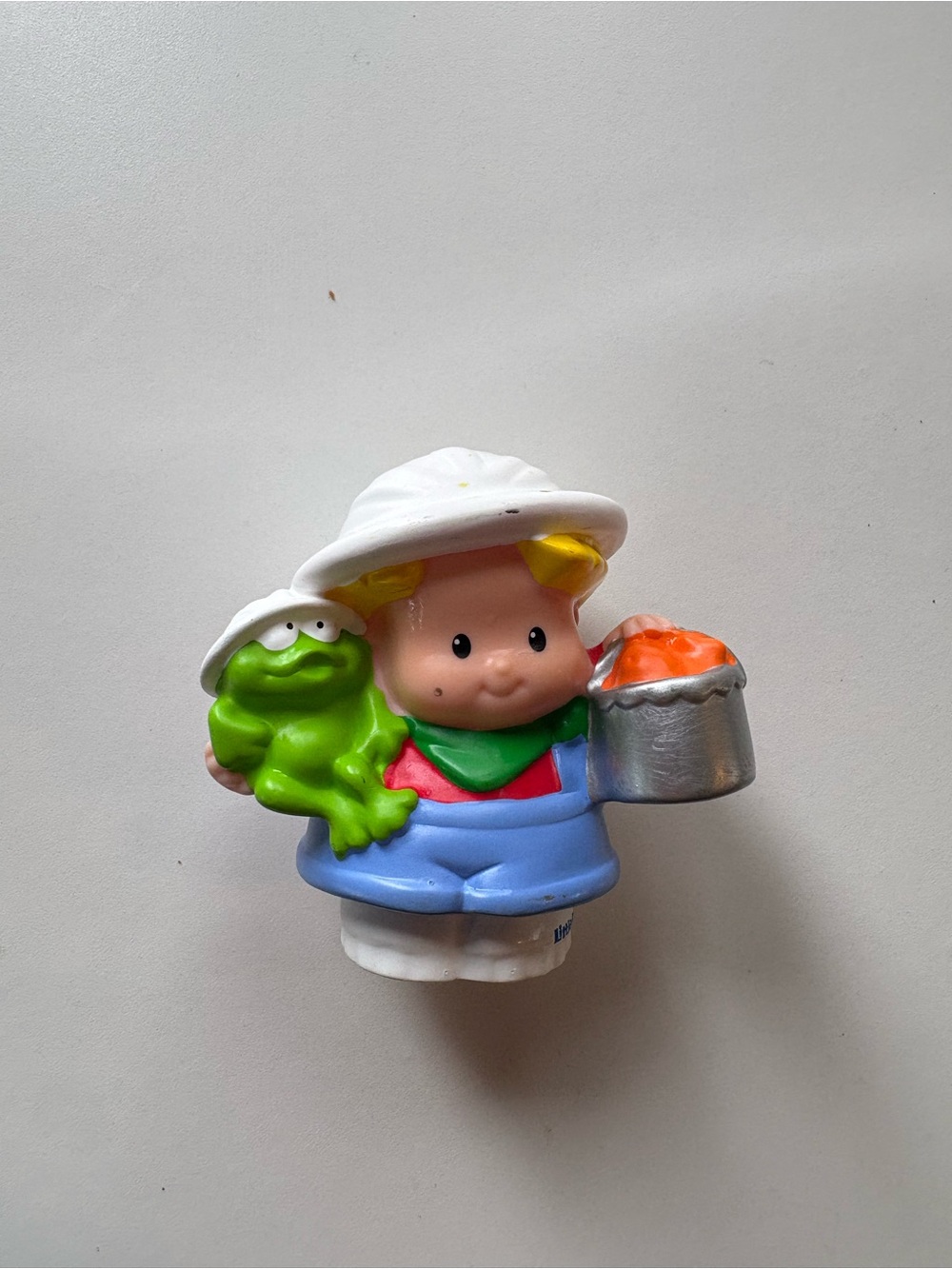 ⭐️ Fisher Price Little People Eddie Holding Frog Figure (2007)